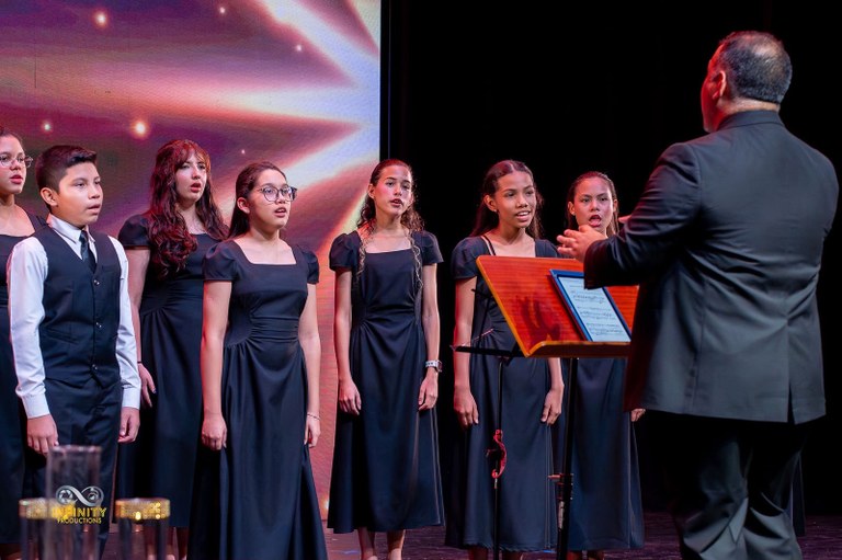 le-choeur-ninos-cantores-de-san-miguelito