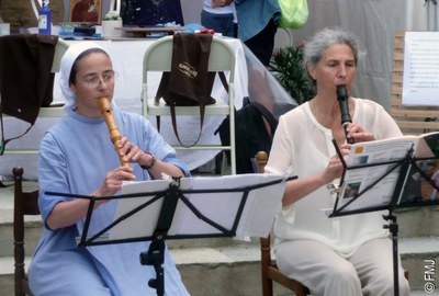 soeur Jeanne Marie et Christine Neveu  (2)