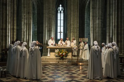 16 Professions perpétuelles sr Anne et fr Jean-Gabriel