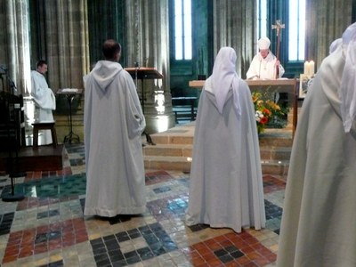 17 Professions perpétuelles sr Anne et fr Jean-Gabriel